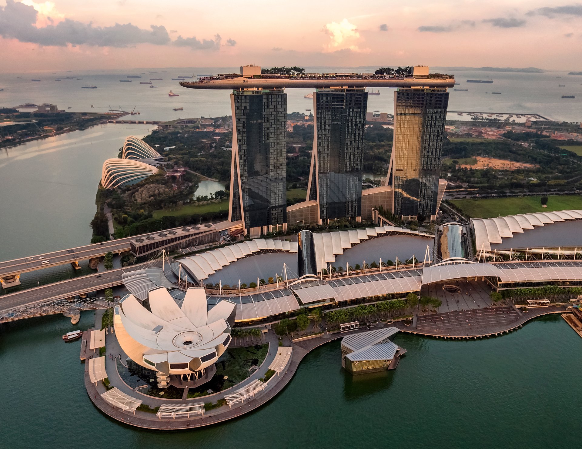 Which Crypto Exchange Is Best Singapore - Which is best crypto exchange 2020? | Crypto Glossary / Founded by professional proprietary traders, kenneth yeo and adrian tan, sparrow exchange is a cryptocurrency platform for.