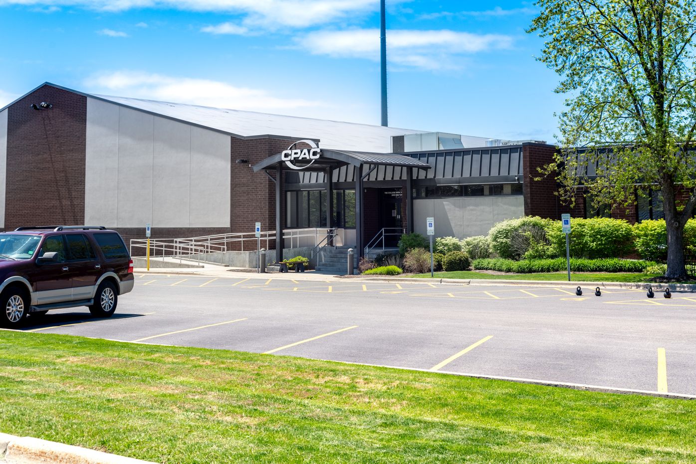 Jeremy Lew and Associates Commercial College Park Athletic Club