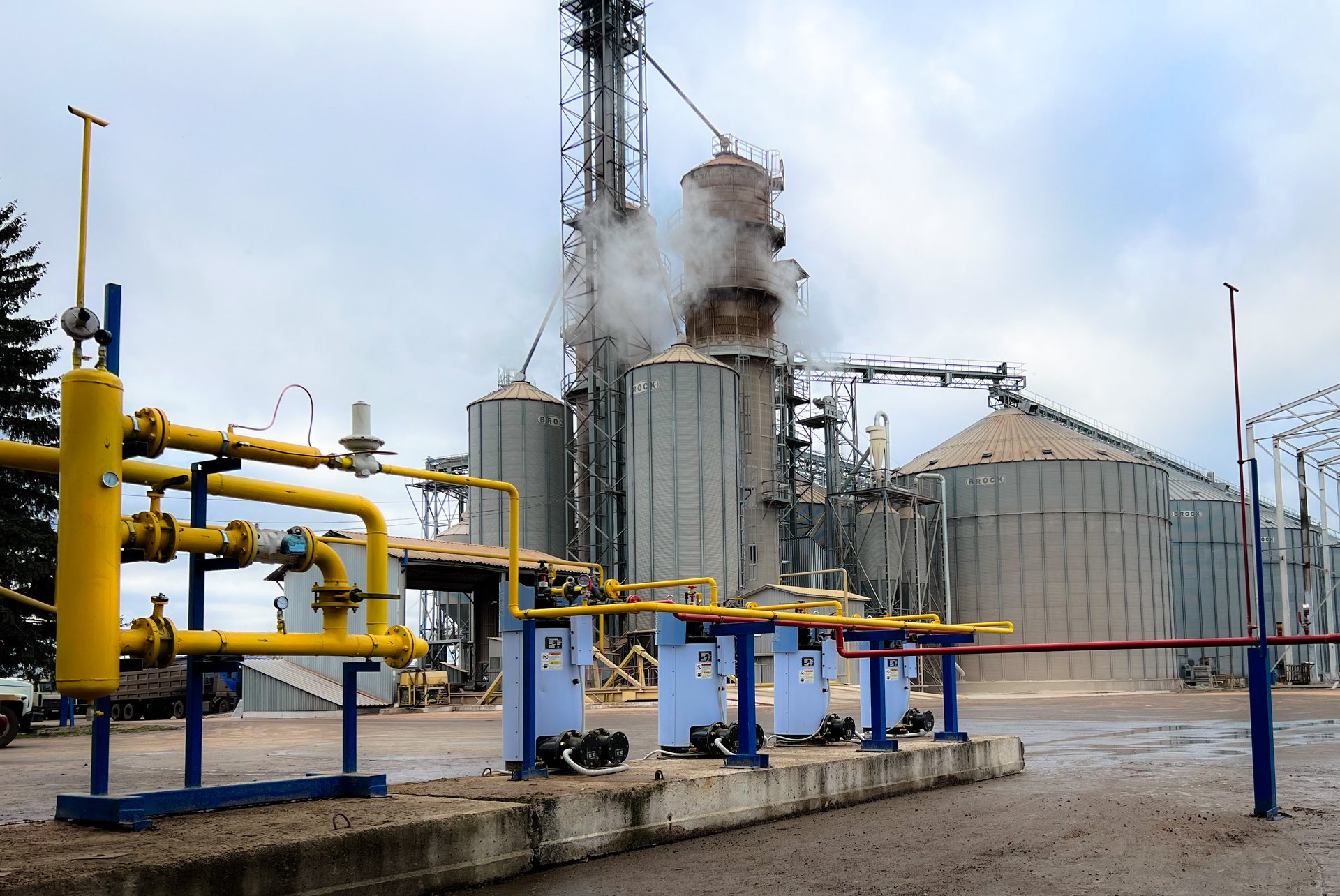 Автономне газопостачання, Скраплений газ, Газгольдери, Випарники газу ...