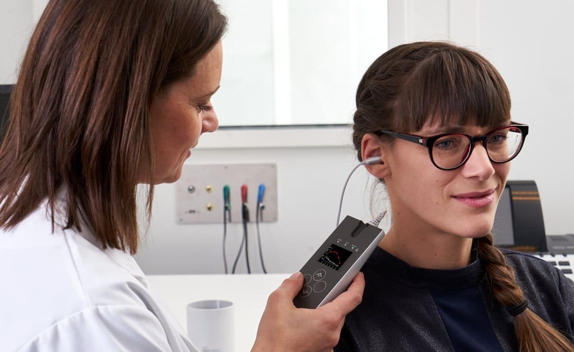 слухового скринінгу жінки