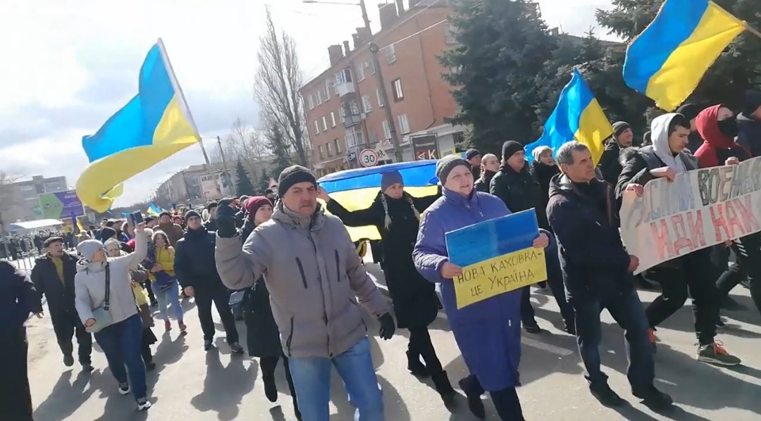 Мітинг у Новій Каховці. Березень 2022 року. 