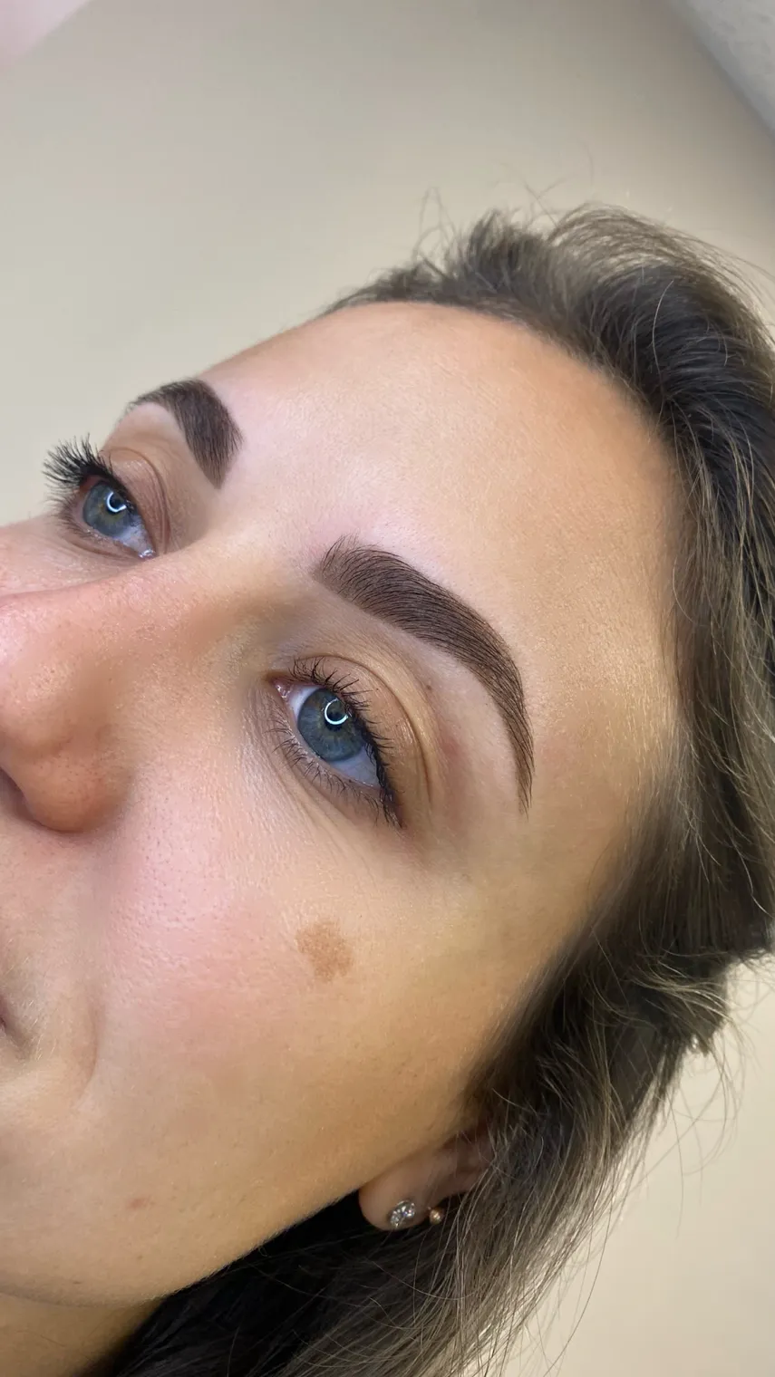Beauty Room | Brow Design
