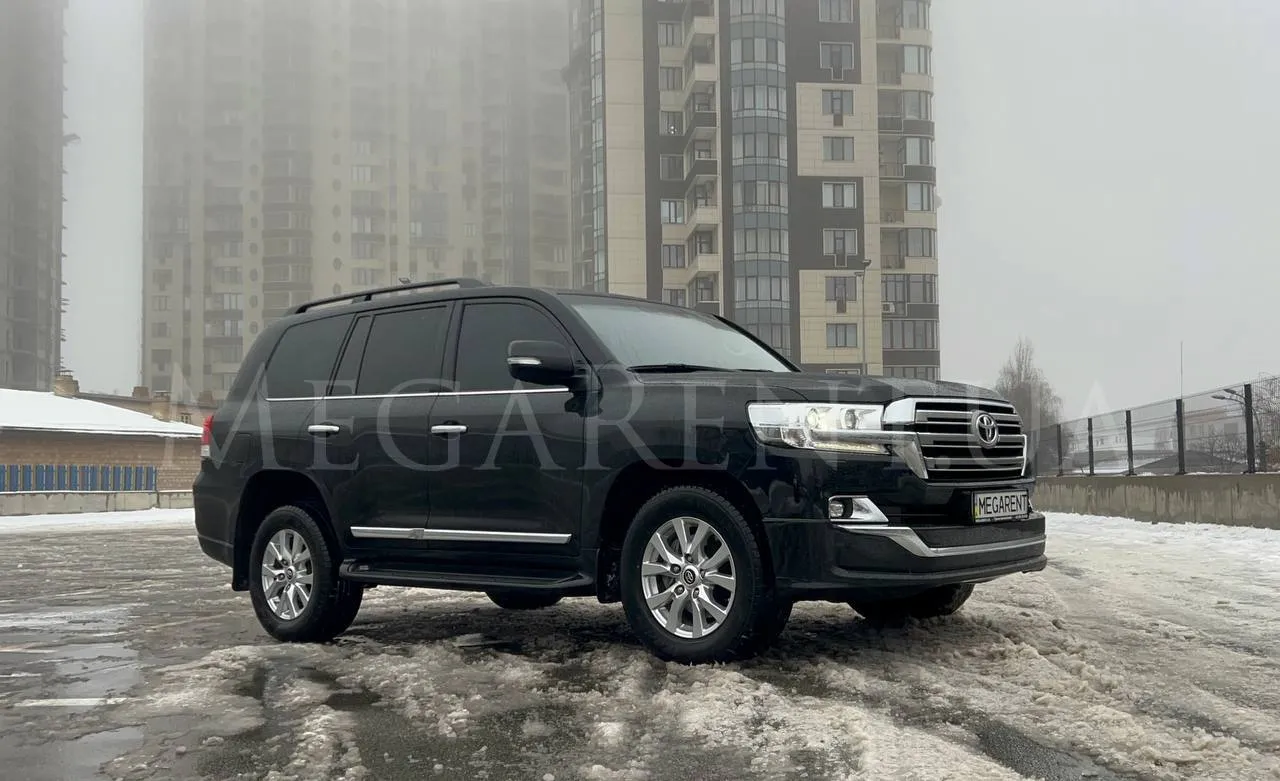 TOYOTA LAND CRUISER 200