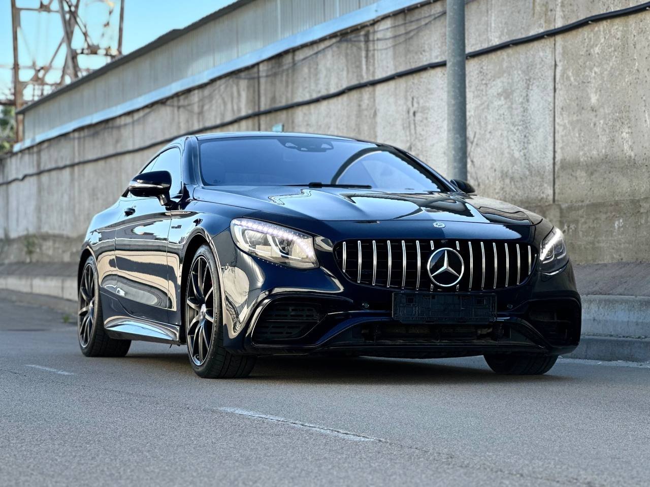 Mercedes-Benz W217 S560 AMG Coupe