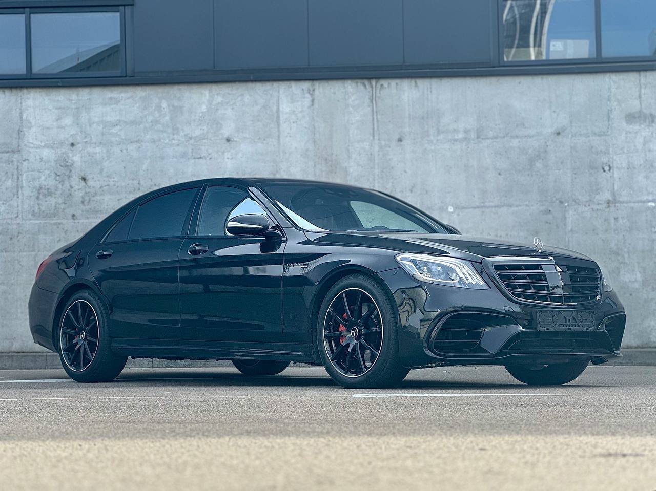 Mercedes-Benz W222 S550