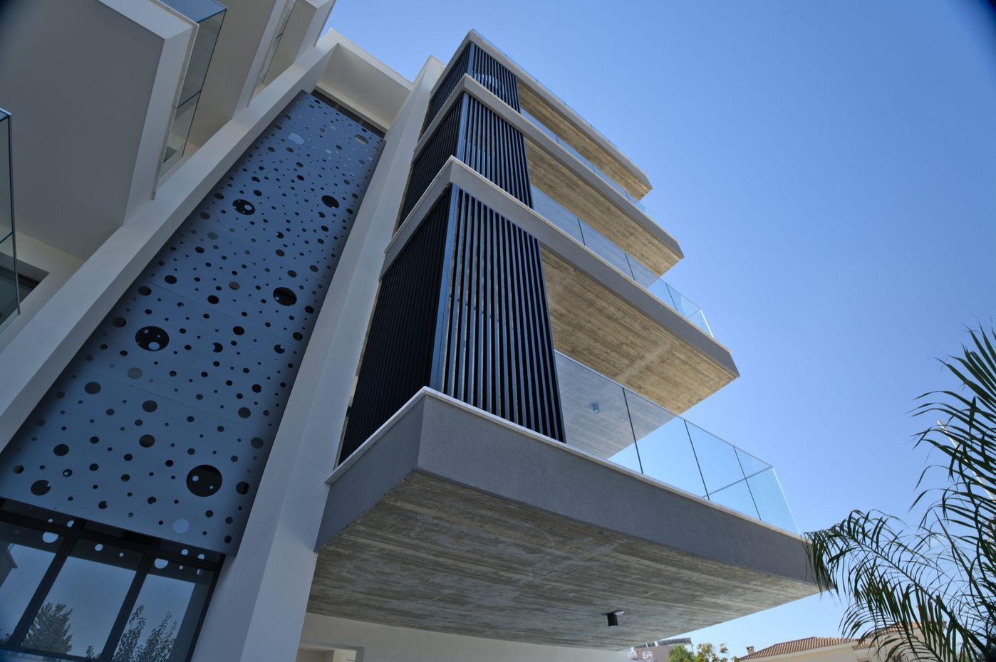 Oxygen, Limnaria, Pafos