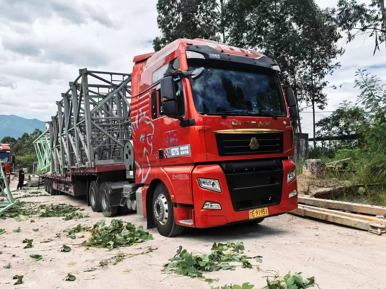 Road transport and truck delivery from China