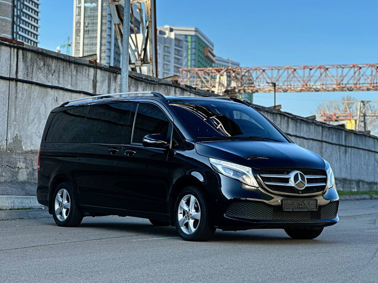 Mercedes-Benz V Class 7 Seats