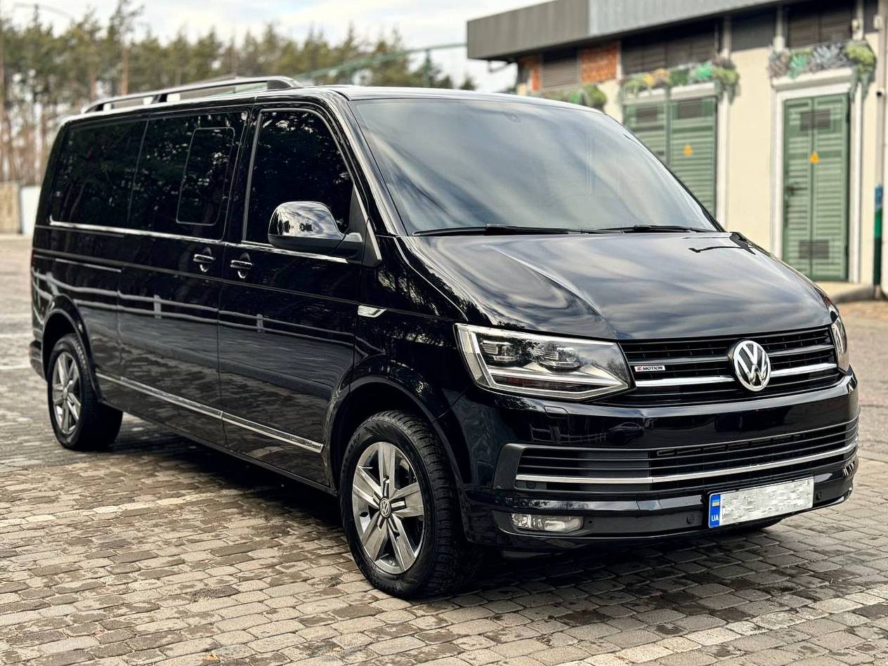 VOLKSWAGEN MULTIVAN