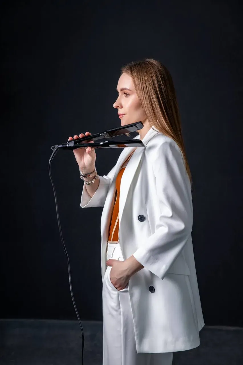 Центр відновлення волосся KATERYNA LAZAREVA