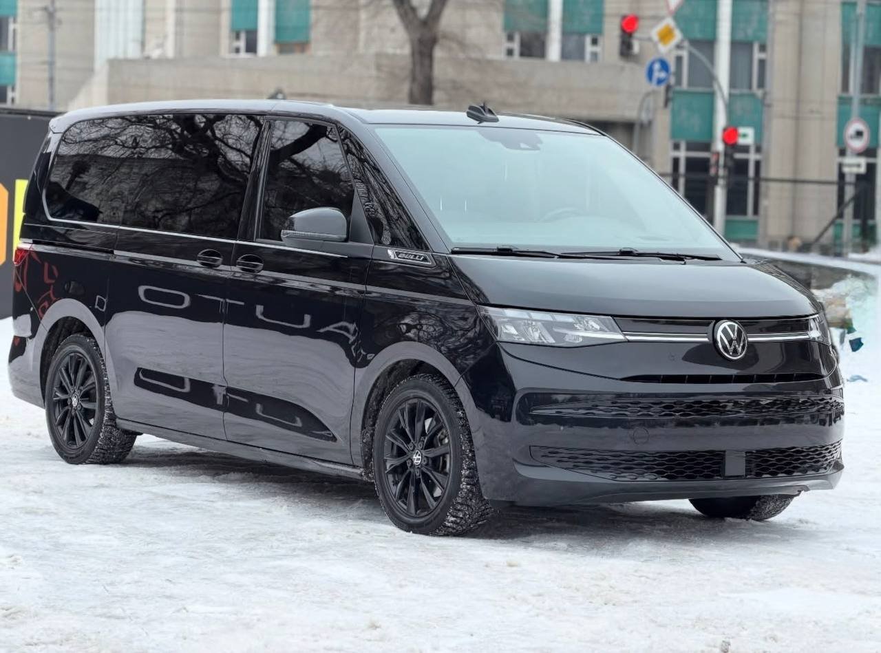 VOLKSWAGEN MULTIVAN 2