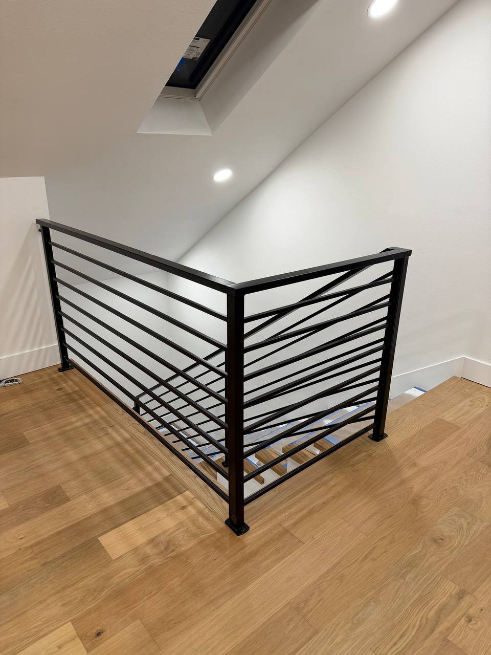 Horizontal railing project 9