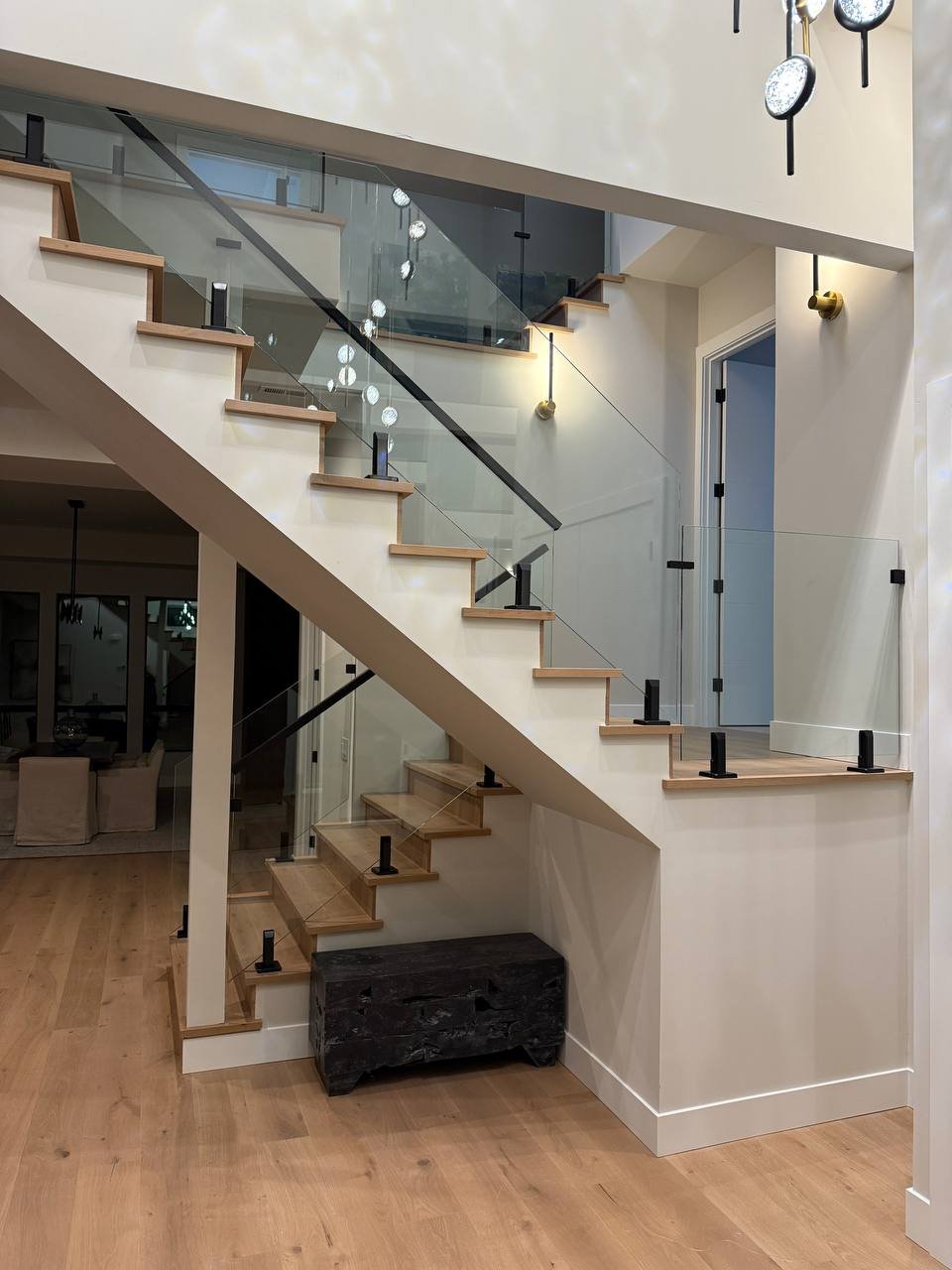 Glass railing project 8