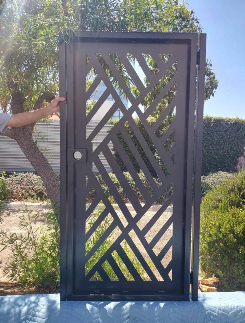 Custom gate project 9