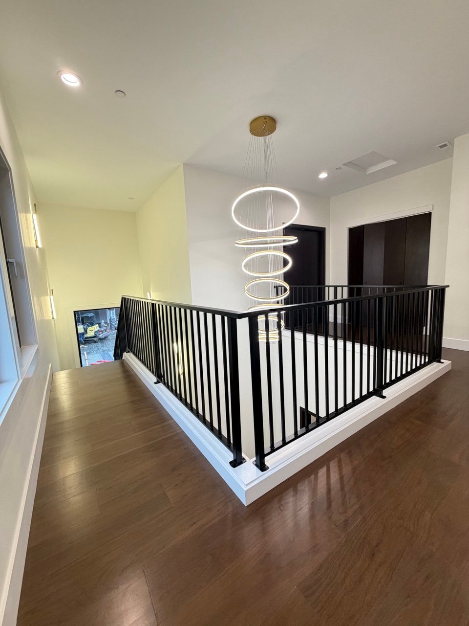 Vertical railing project 15
