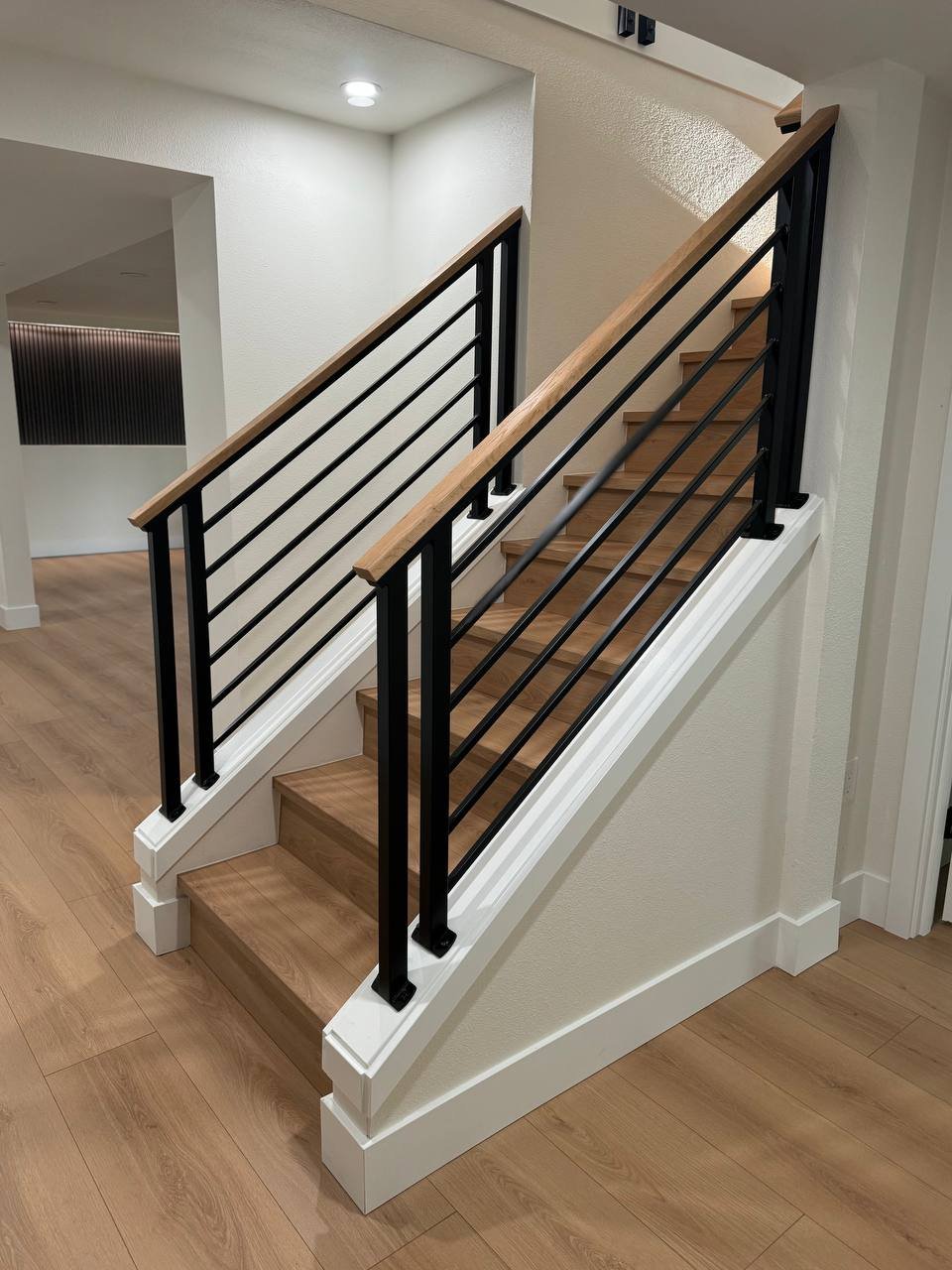 Horizontal railing project 20