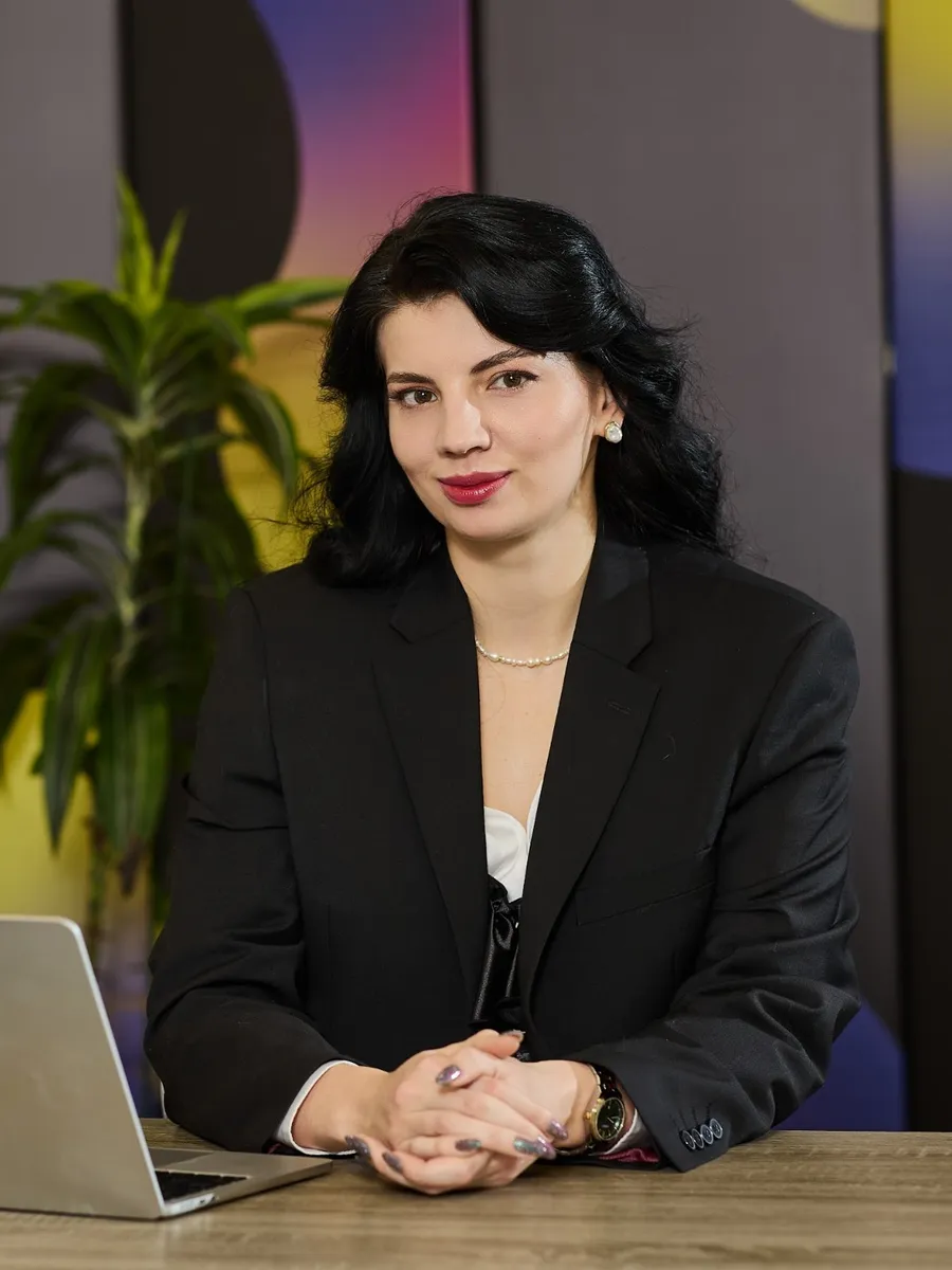 Яніна Хіжінська на робочому місці